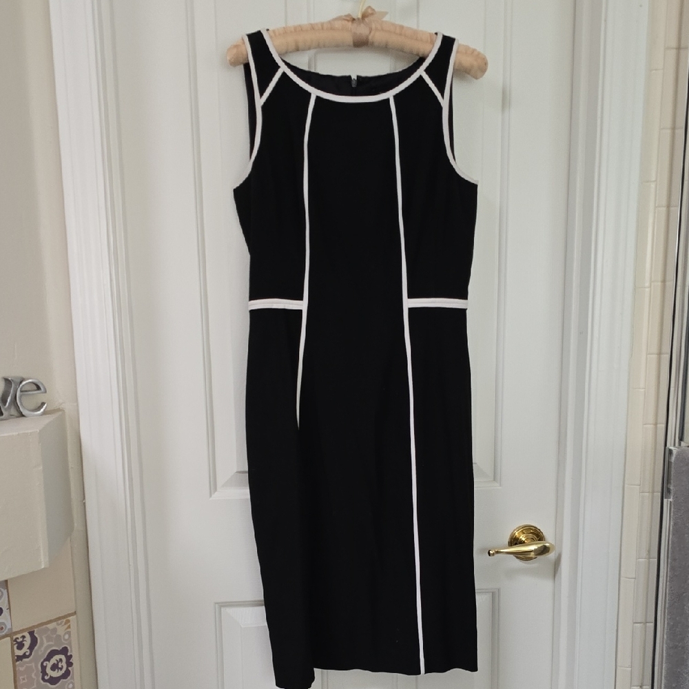 White House Black Market Dress - sz 4